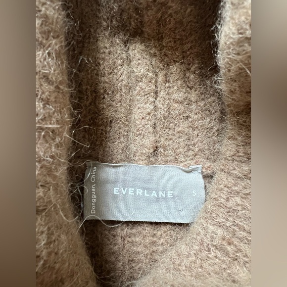 Everlane Sweater Women S Alpaca Oversized Turtleneck Merino Wool Camel Color - Picture 8 of 9
